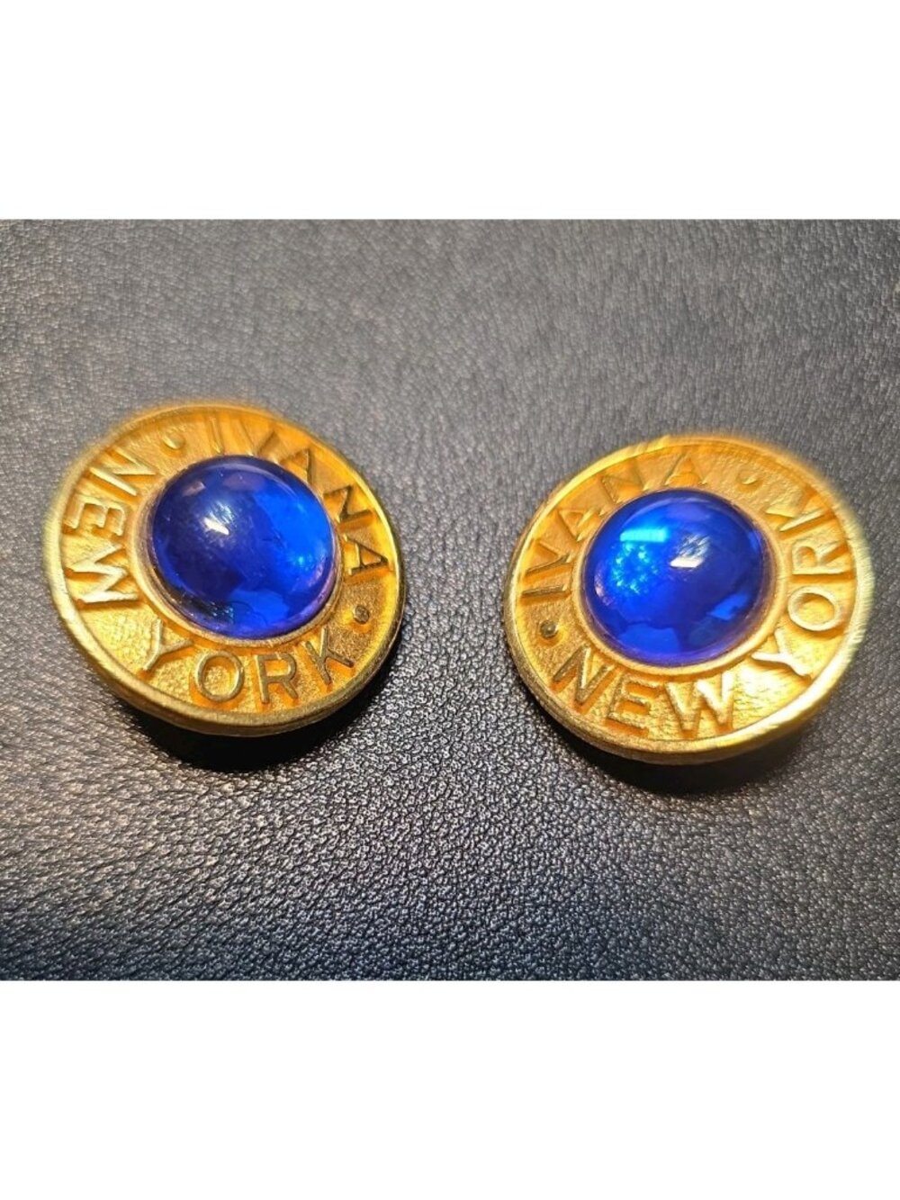 Vintage Ivana Trump New York Cabochon Clip Earrings Blue Statement Signed 90s